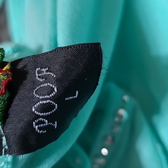 POOF STUDDED STRAPPY TANK-TOP - Picture 11 of 11